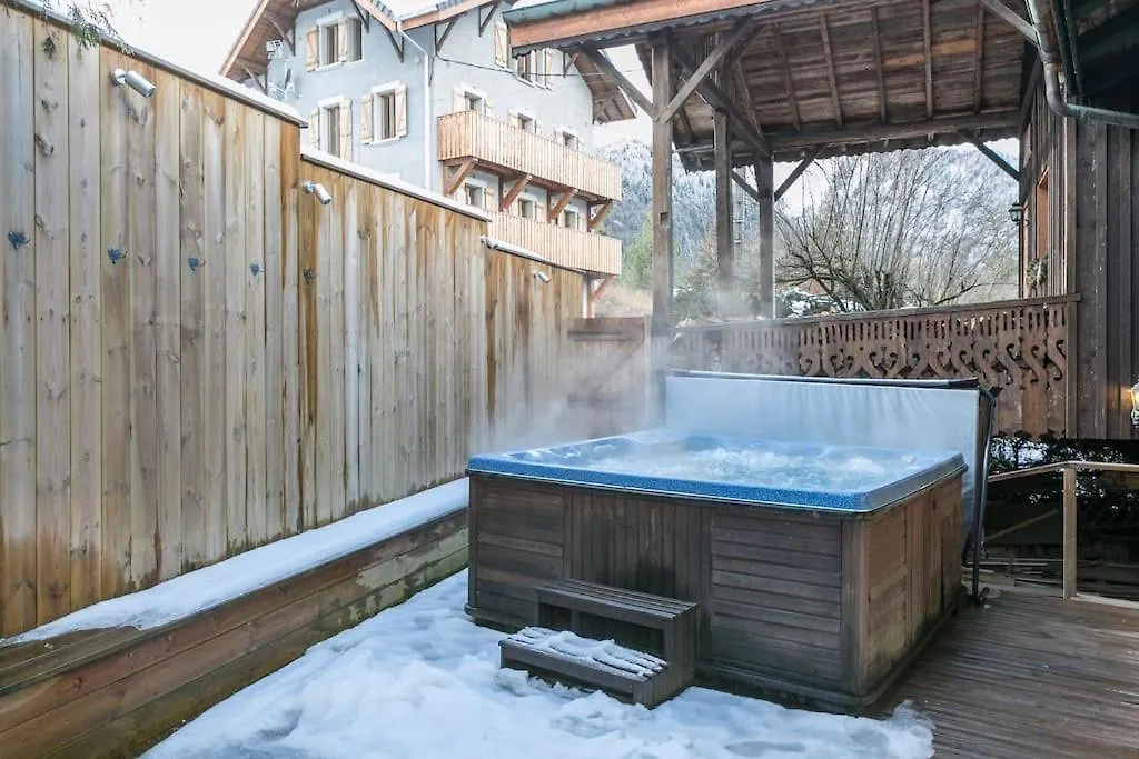 Chalet Credence Morzine Outdoor Hot Tub Sleeps 19