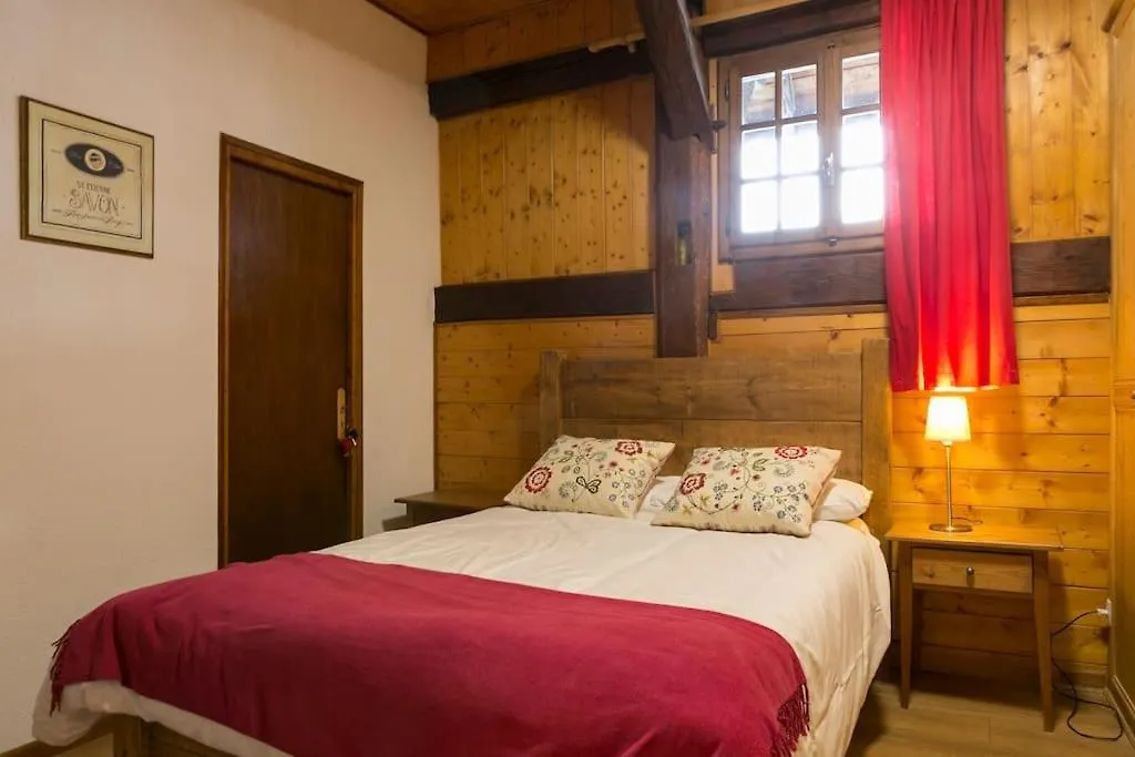 Chalet Credence Morzine Outdoor Hot Tub Sleeps 19
